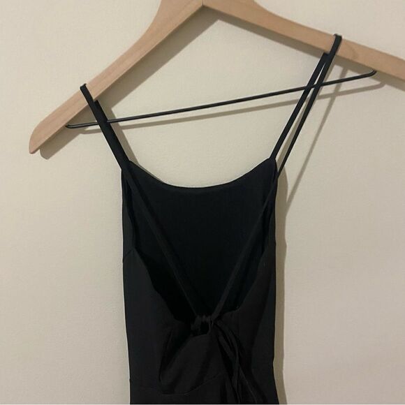 Lulu’s Play On Curves Black Backless Dress - Picture 8 of 12